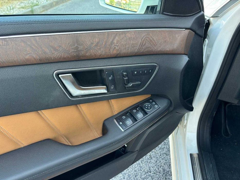 Mercedes E 300 Hybrid