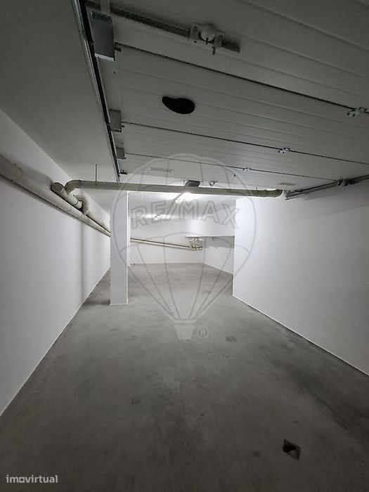 Garagem  para arrendamento