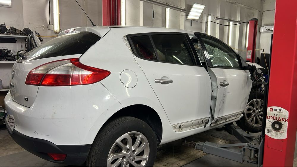 Разборка Меган 3 Megane 3 Фоюенс renault рено Докумети Укр DC4 дс4
