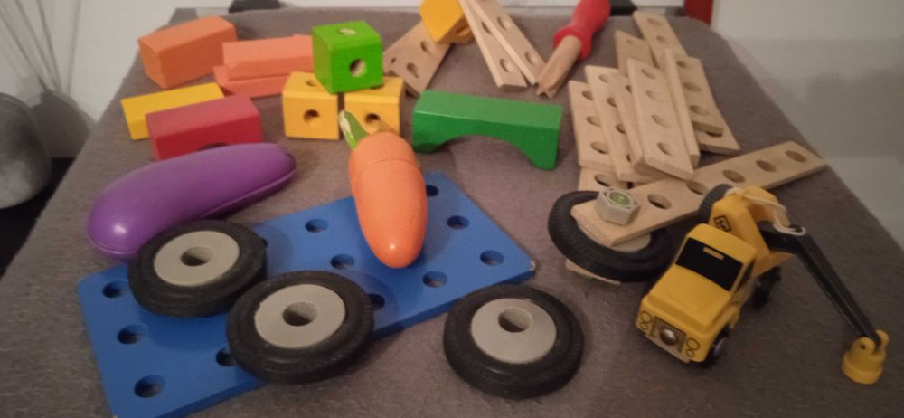 Wooden Construction Set