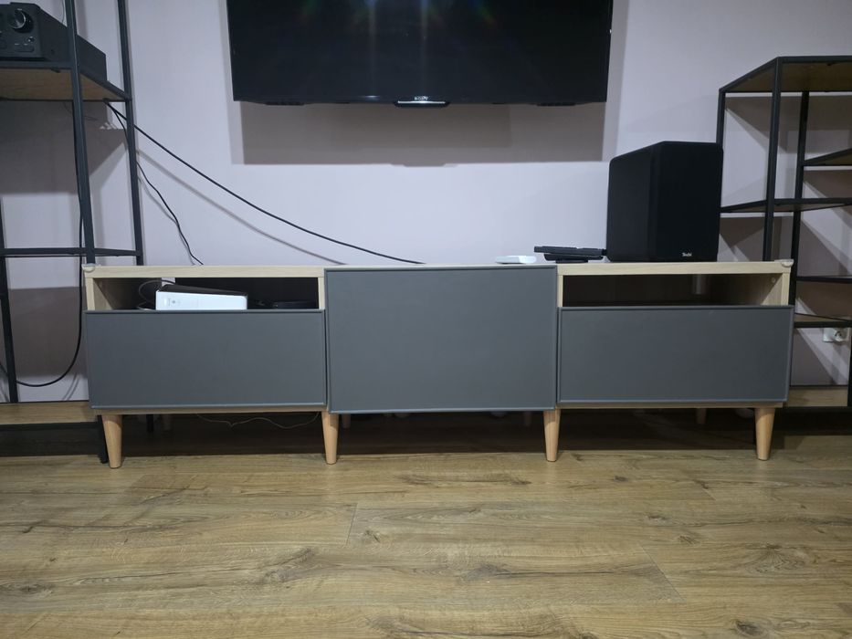 Szafka RTV Ikea Besta