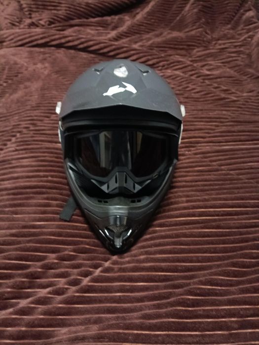 Продам Эндуро шлем