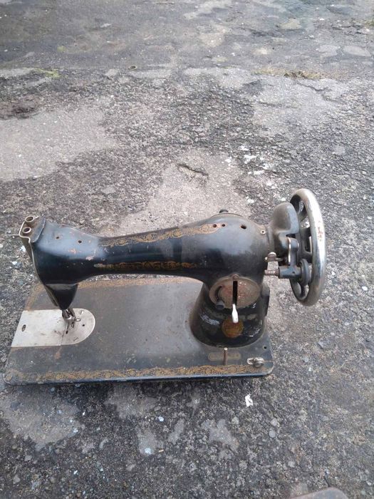 Швейні машинки продам