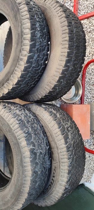 Pneus All Terrain 235/70 R16 Insaturbo Ranger