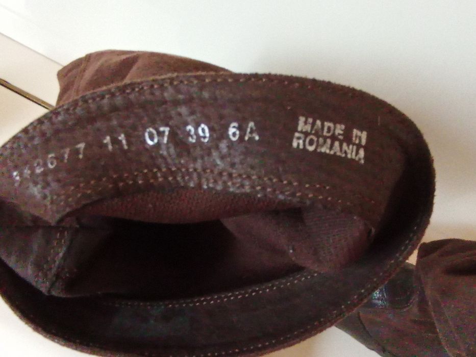 Botki na niewielkim koturnie, w stylu boho - r. 39