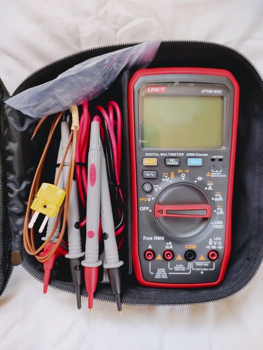 Прилад UNI-T UT 204+