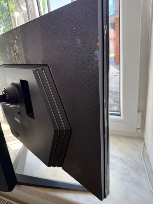 (6) monitor dla gracza LG UltraGear 32GR93U-B
