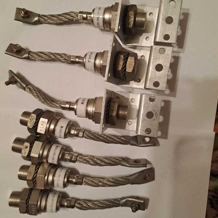 Diody mocy  200A  1400V 7szt
