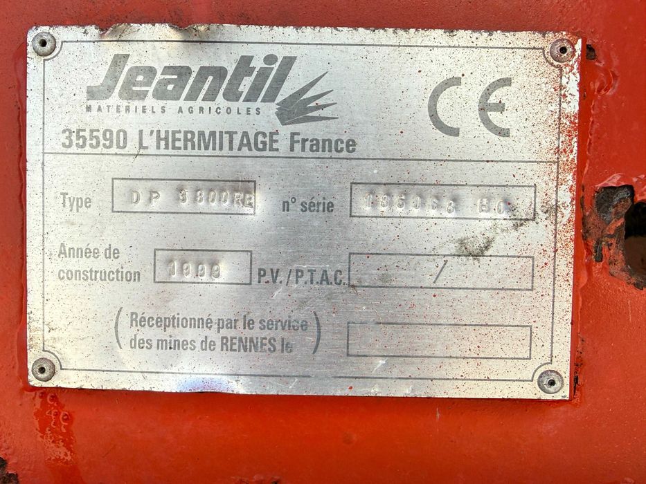 Ścielarka do słomy Jeantil !