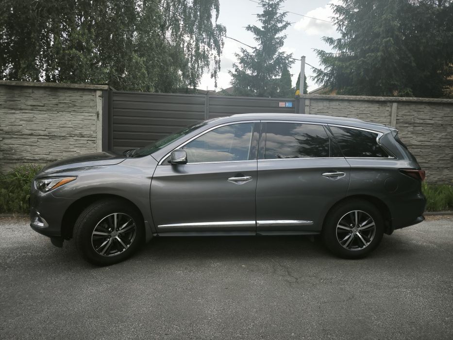 Продам Infinity QX 60