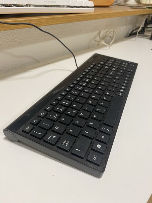 Teclado ultra compact445485470975283201