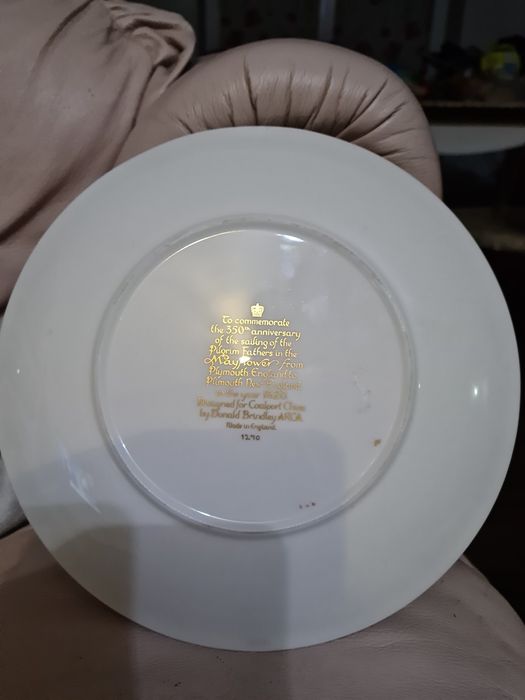 Porcelanowy talerz,  aniołki