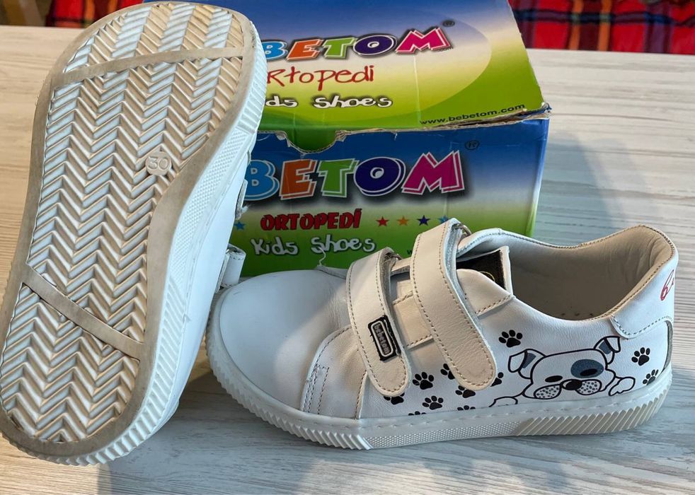 Кросівки дитячі шкіряні Bebetom