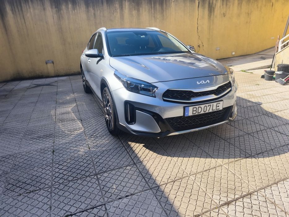 Kia XCeed 1.0 T-GDi Drive (08/2023) – 39.675 km – Garantia de Fábrica até 2030