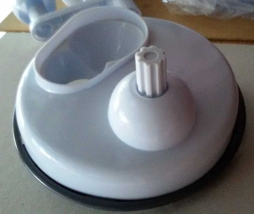 Механический кухонный комбайн Bergner bg-28