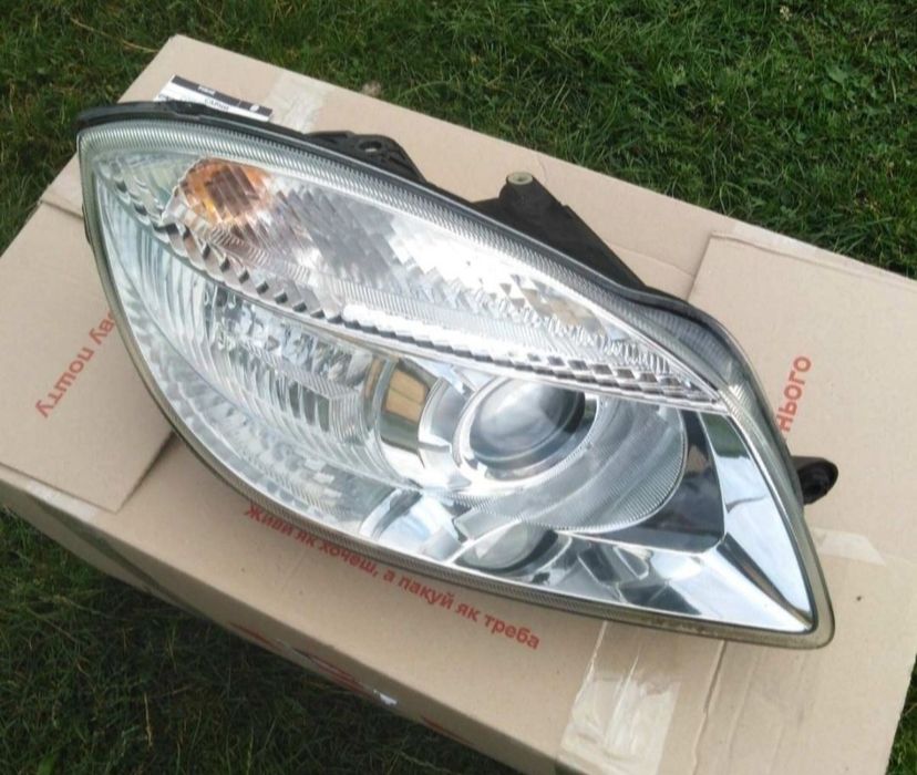 Фара skoda Fabia Romster