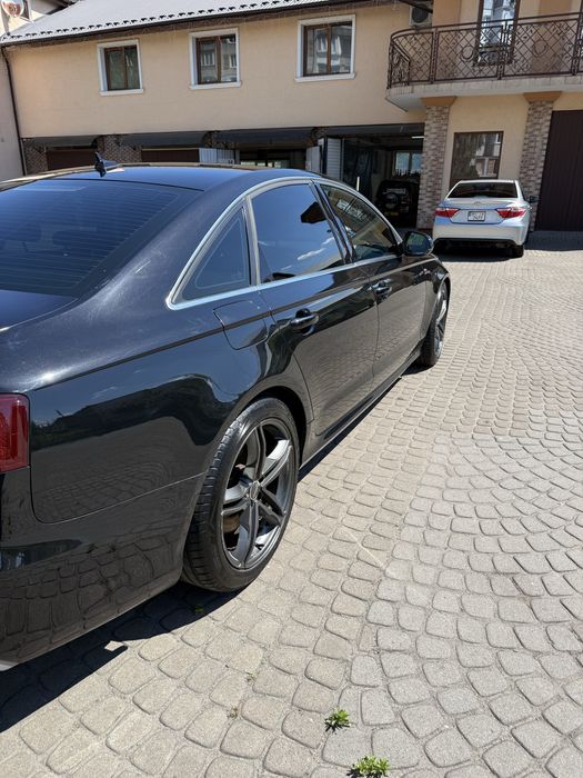продам аудіА6 2013р