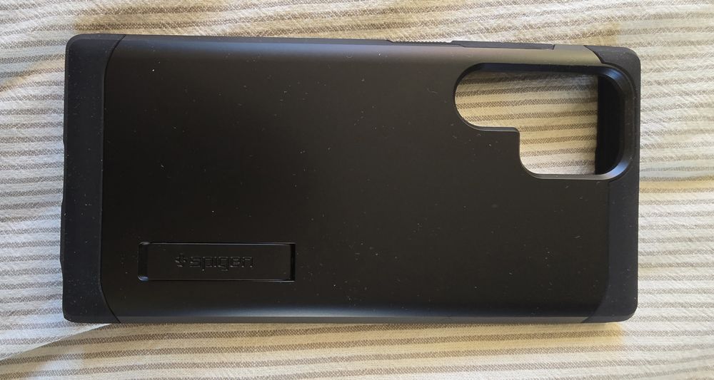 Capa para S22 Ultra Spigen - Nova e embalada