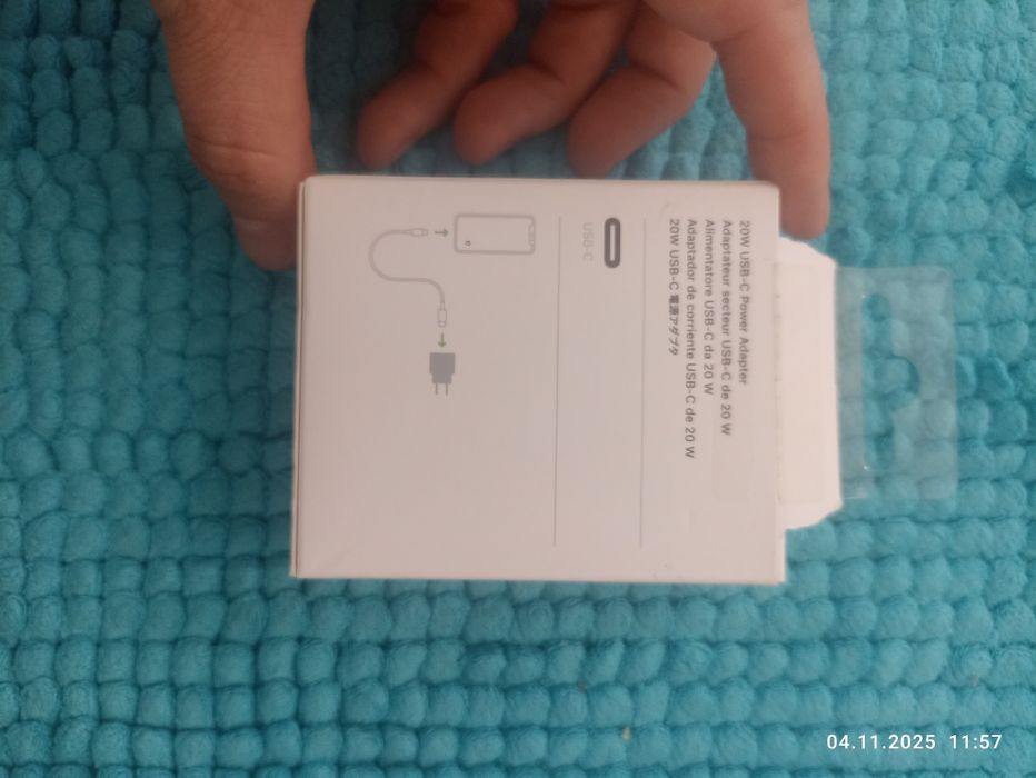 Продається зарядний блок до Apple.