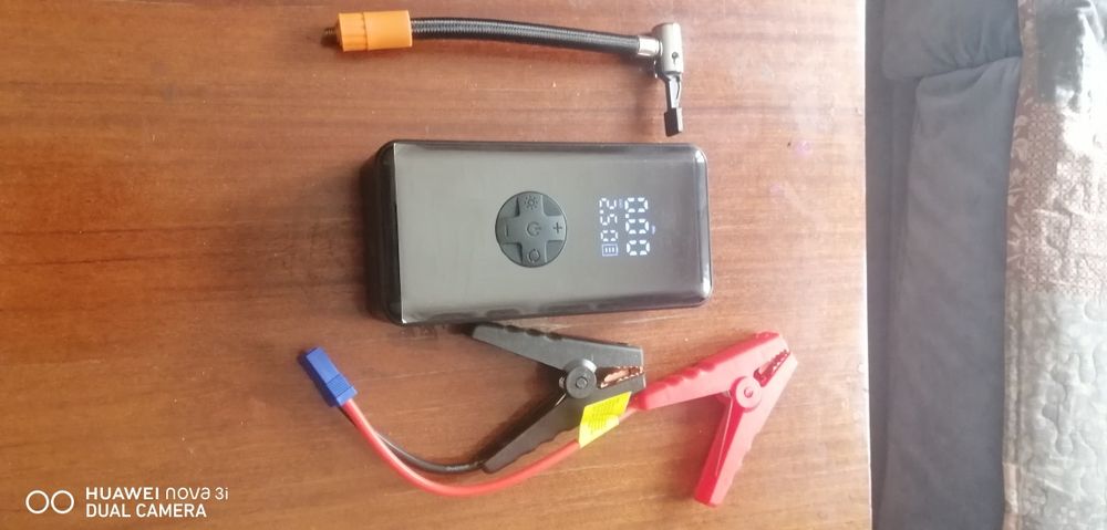 Пусковий пристрій для авто, насос, фонарик, павербанк.