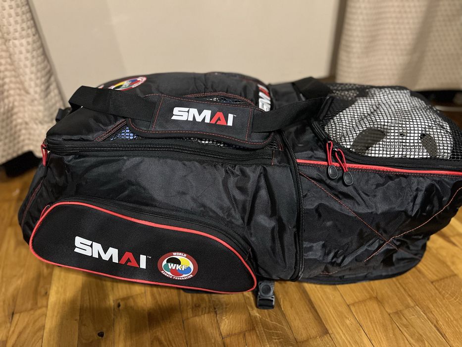 Спортивно тренувальна сумка рюкзак SMAI WKF