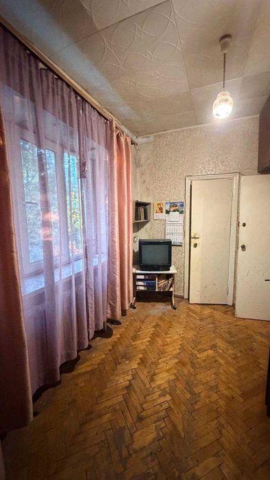 Продам 2-кімнатну квартиру на Фонтані, Лунний пров./просп. Лесі Українки