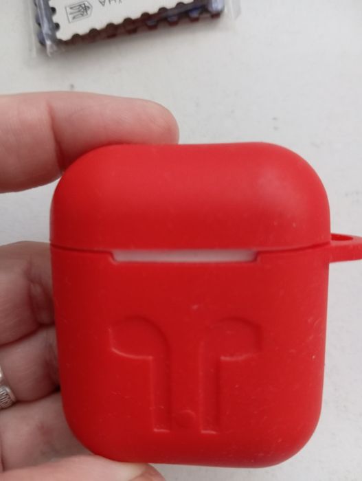 Навушники в ідеальному стані як нові