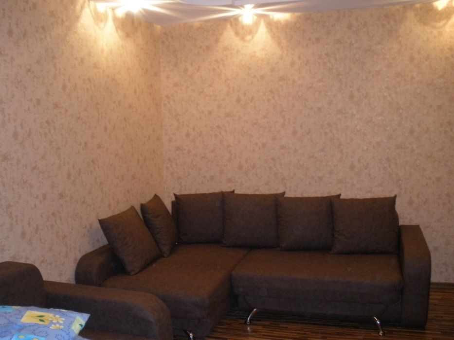 243 Здаю подобово 1-ну кімнатну квартиру біля парка відпочинку Центр