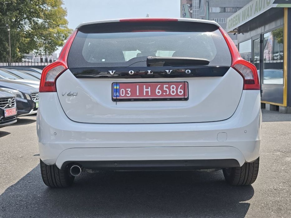 Volvo V60 Facelift 2,0 дизель ВІДЕО