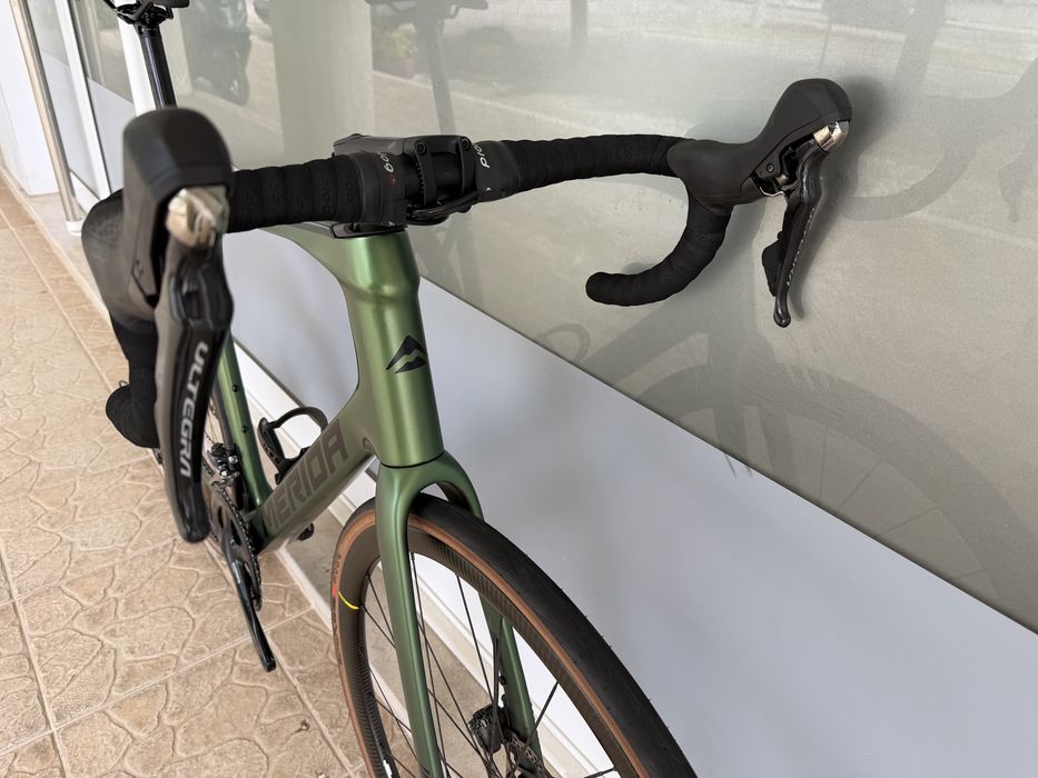 Bicicleta de estrada carbono - Mavic carbono L