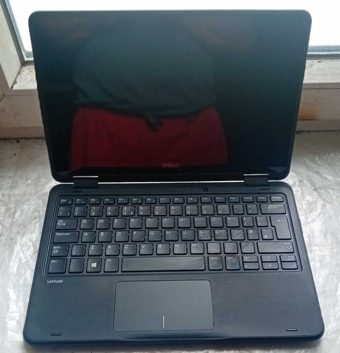 (55) Dell Latitude 3189