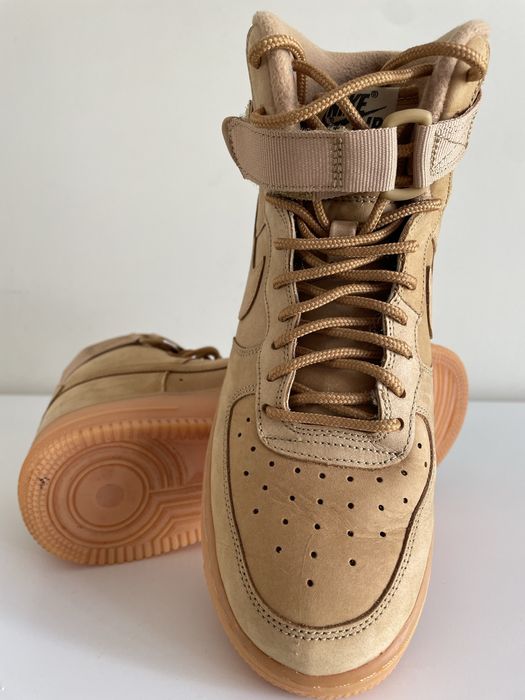 Ténis NIKE Air Force Camel