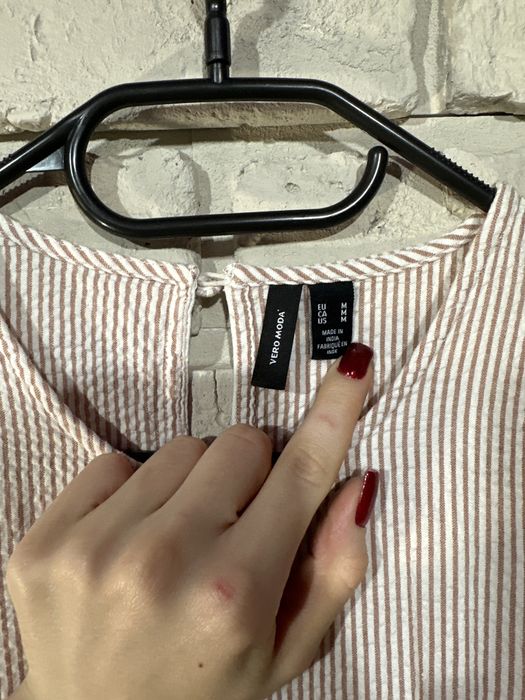 Sukienka w paski. Vero Moda