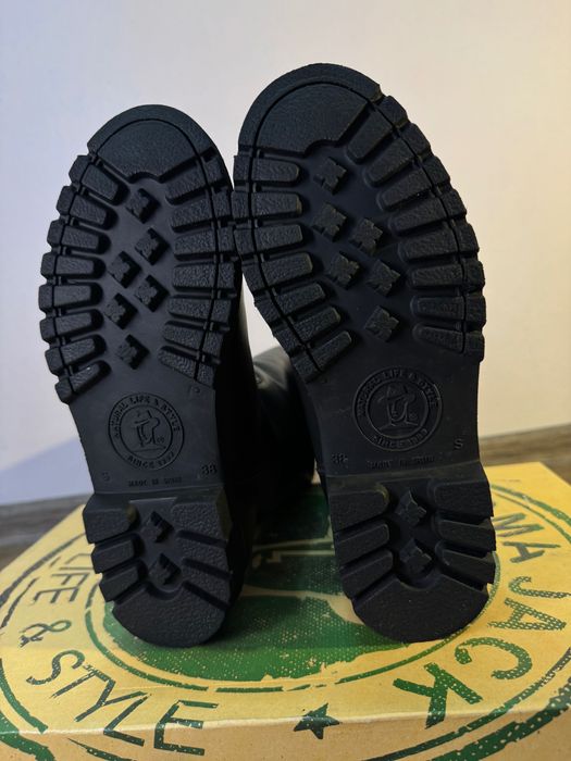 Шкіряні зимові чоботи