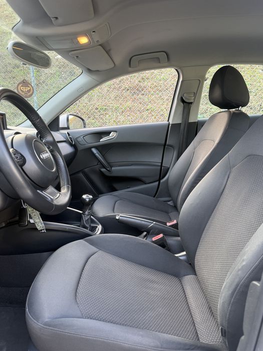 Audi A1 1.6 TDi | 156.000kms | Nacional