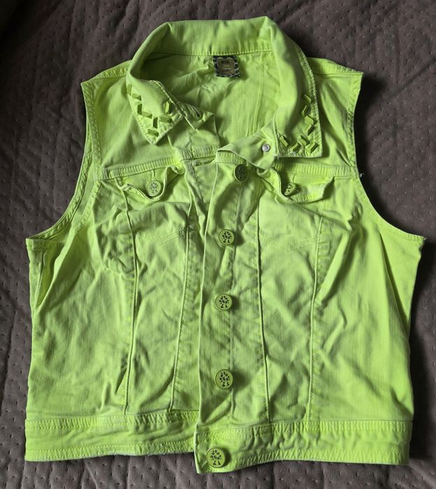 Komplet kamizelka i szorty Bershka XS-S