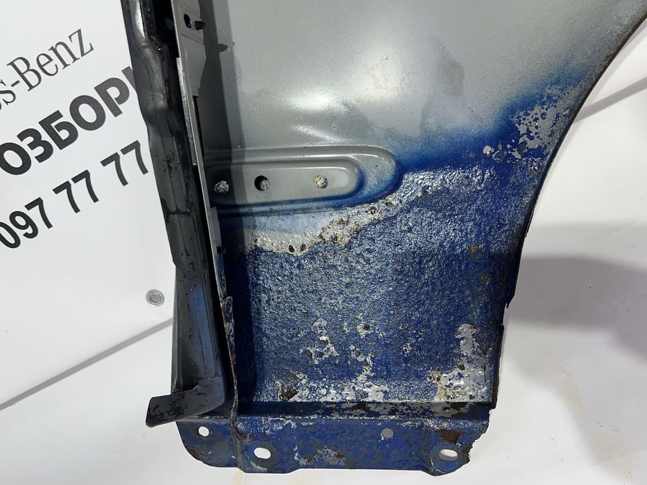 Крыло переднее ліве крило лива Mercedes-Benz CLK (W209) 2002-2009
