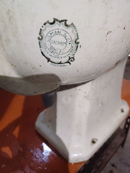 Bidé antigo Sacavem