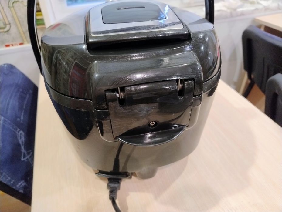 Мультиварка BOSCH AutoCook MUC22B42RU | 48 программ | 5 л | 900 Вт