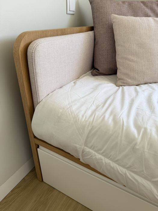 Escritório completo / quarto / sofá (madeira maciça)