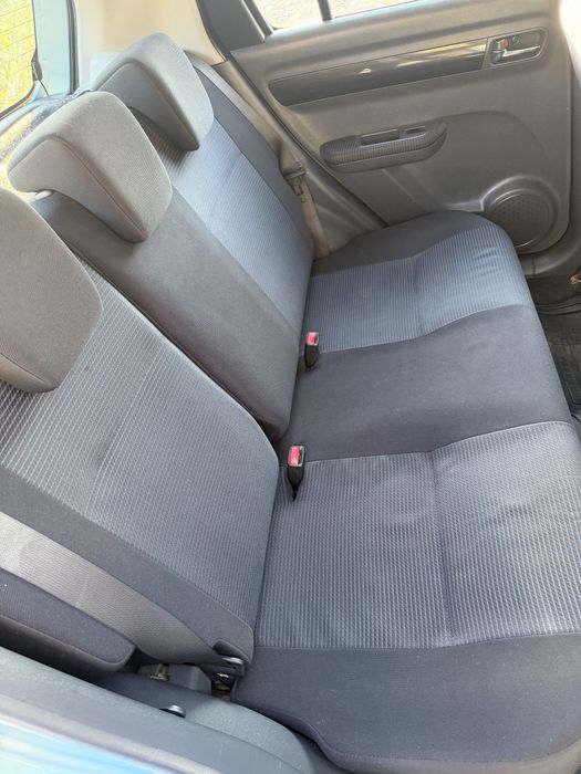 Продам власний автомобіль Suzuki Swift