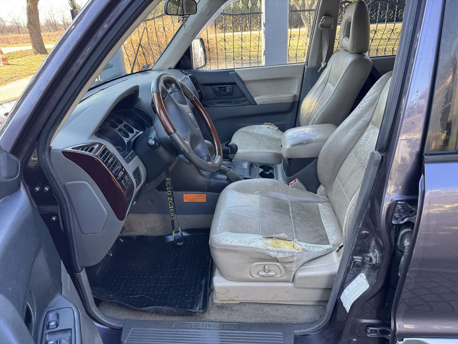 Mitsubishi Pajero 3.2 did automat 2001r super select long 7 osob