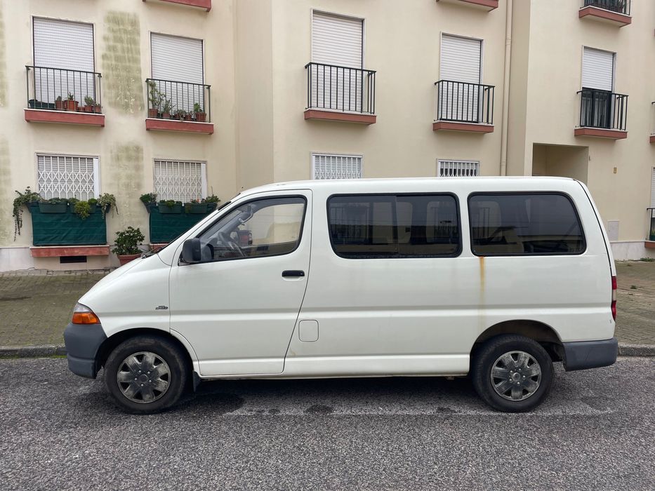 Toyota hiace 2003