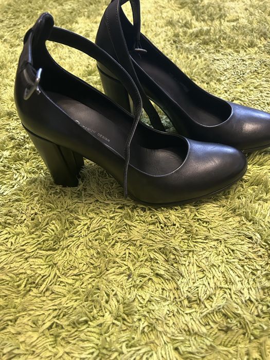 Buty Ecco 37 na obcasie 9, skóra prawd.