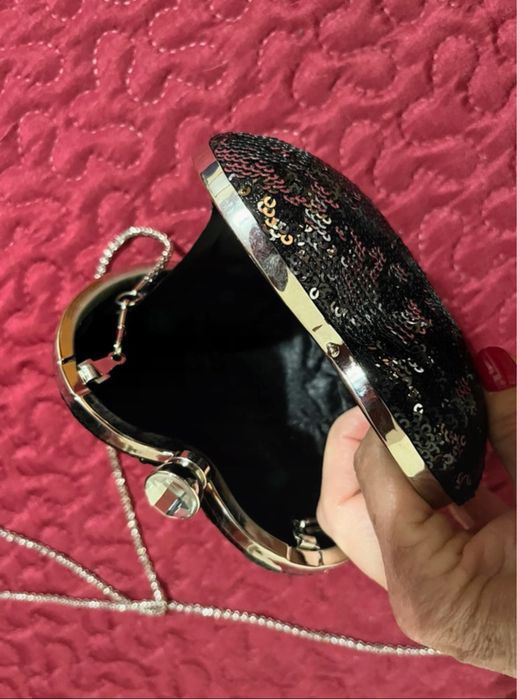Clutch em forma de coração