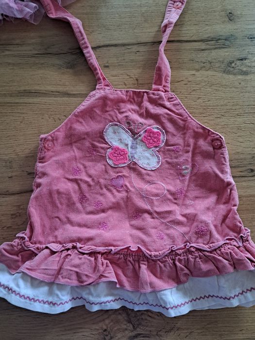 Sukienki rozmiarze 68-74