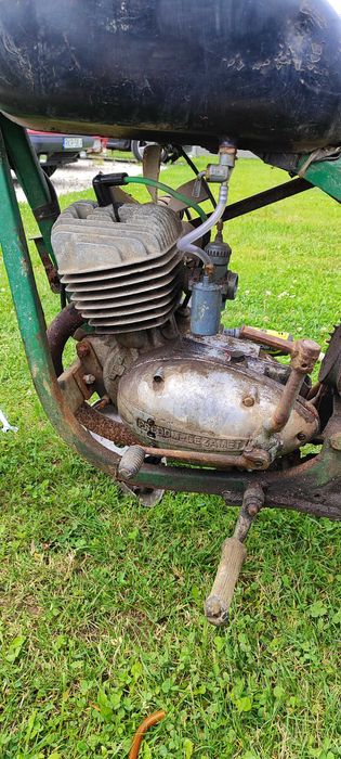 Silnik WSK 125 skrzynia sprzegł kartery cylinder połówki dekiel gaźnik