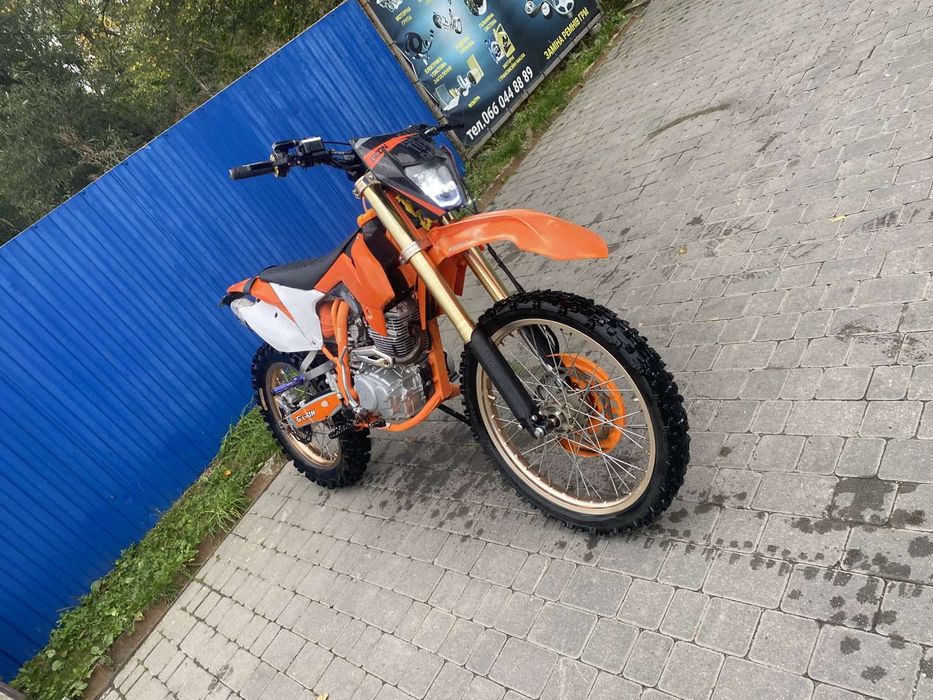 Мотоцик  кайо к 2 . 250 куб