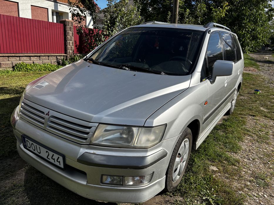 Mitsubishi Space Wagon