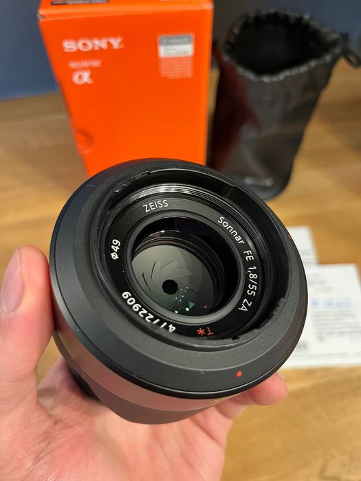 Sony FE 55mm F1.8 ZA Zeiss Sonnar T*